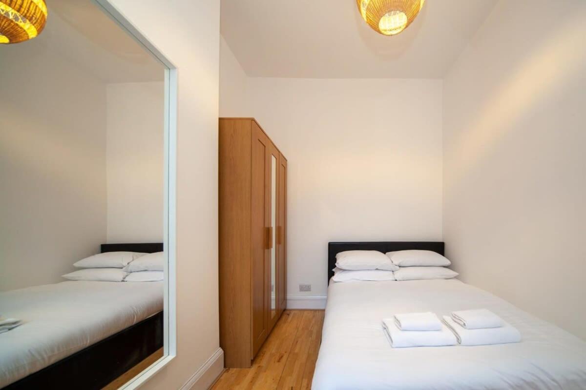 Lovely 2 Bedroom Apartment In Tooting London Exterior photo